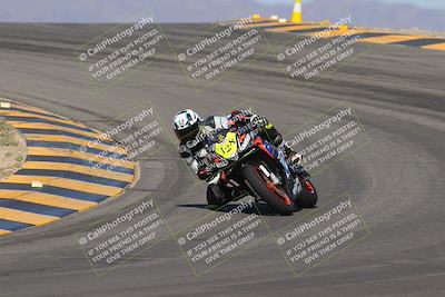 media/Oct-08-2023-CVMA (Sun) [[dbfe88ae3c]]/Race 3 Amateur Supersport Middleweight/